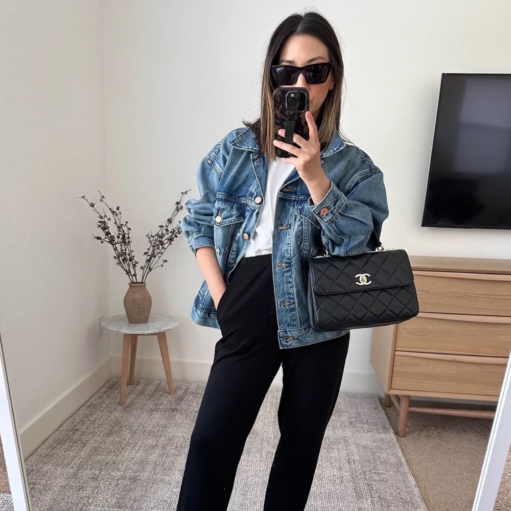 NWT - Levi’s 90’s Trucker Denim Jacket (XS)